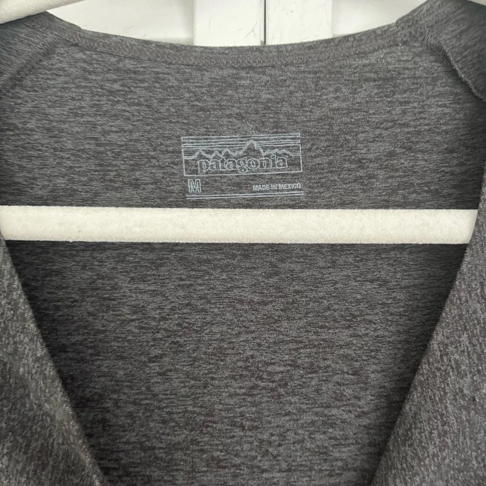 Patagonia V neck cap sleeve flare dress Sz medium gray Knee Length